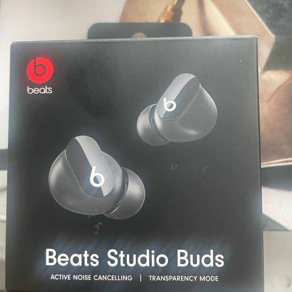 Beats Studio Buds - Black